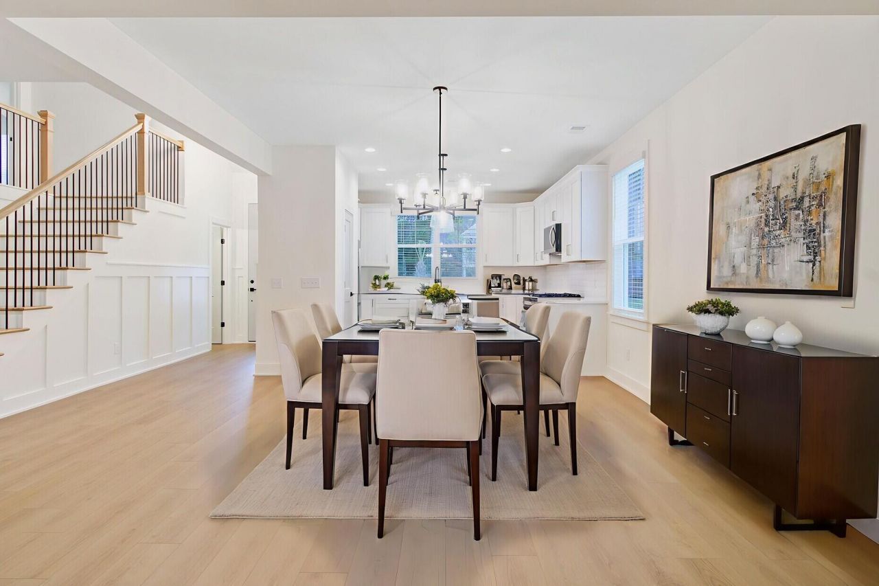 396 Decatur Drive Photo 4