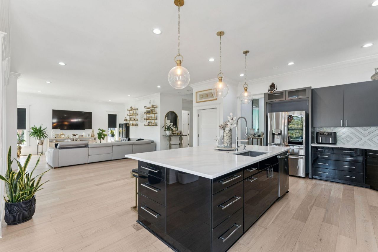 1212 Winding Creek Court Photo 13