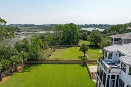 1212 Winding Creek Court photo 4