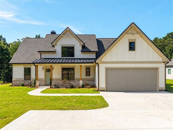 953 Roundtop Road, Ellijay, GA 30540