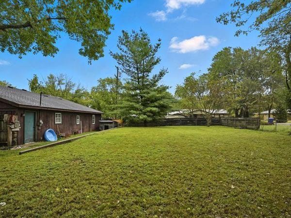 626 S Center Street, Granby, MO 64844