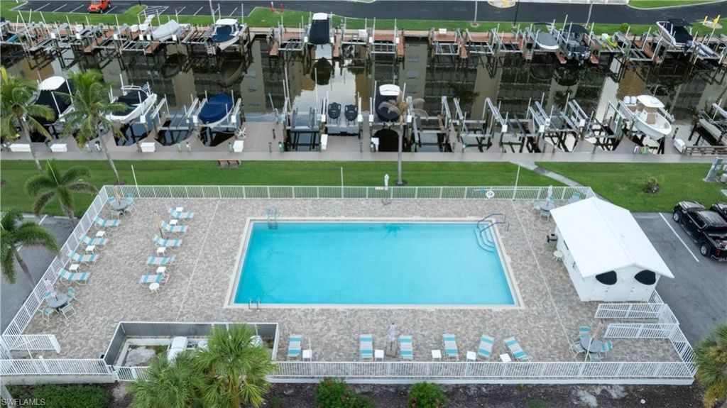 4371 Bay Beach Ln, Unit 313, Fort Myers Beach, FL 33931 Photo