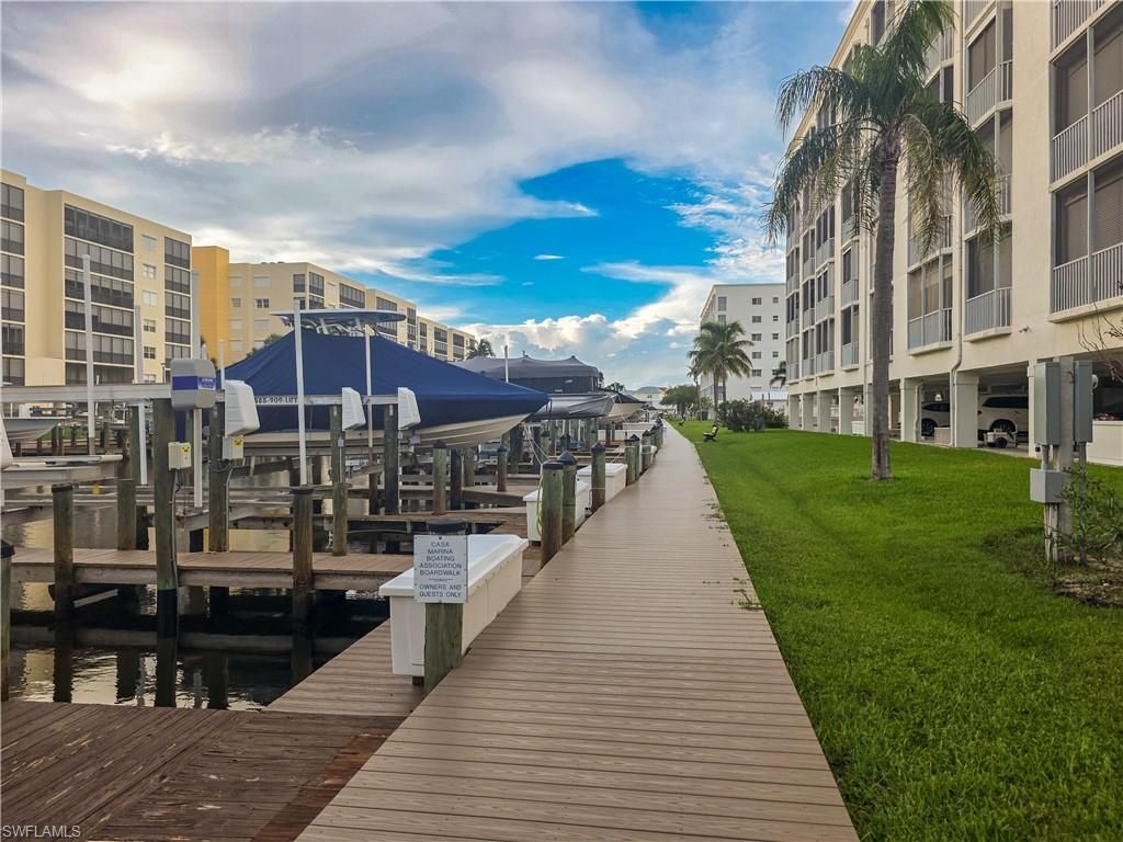 4371 Bay Beach Ln, Unit 313, Fort Myers Beach, FL 33931 Photo