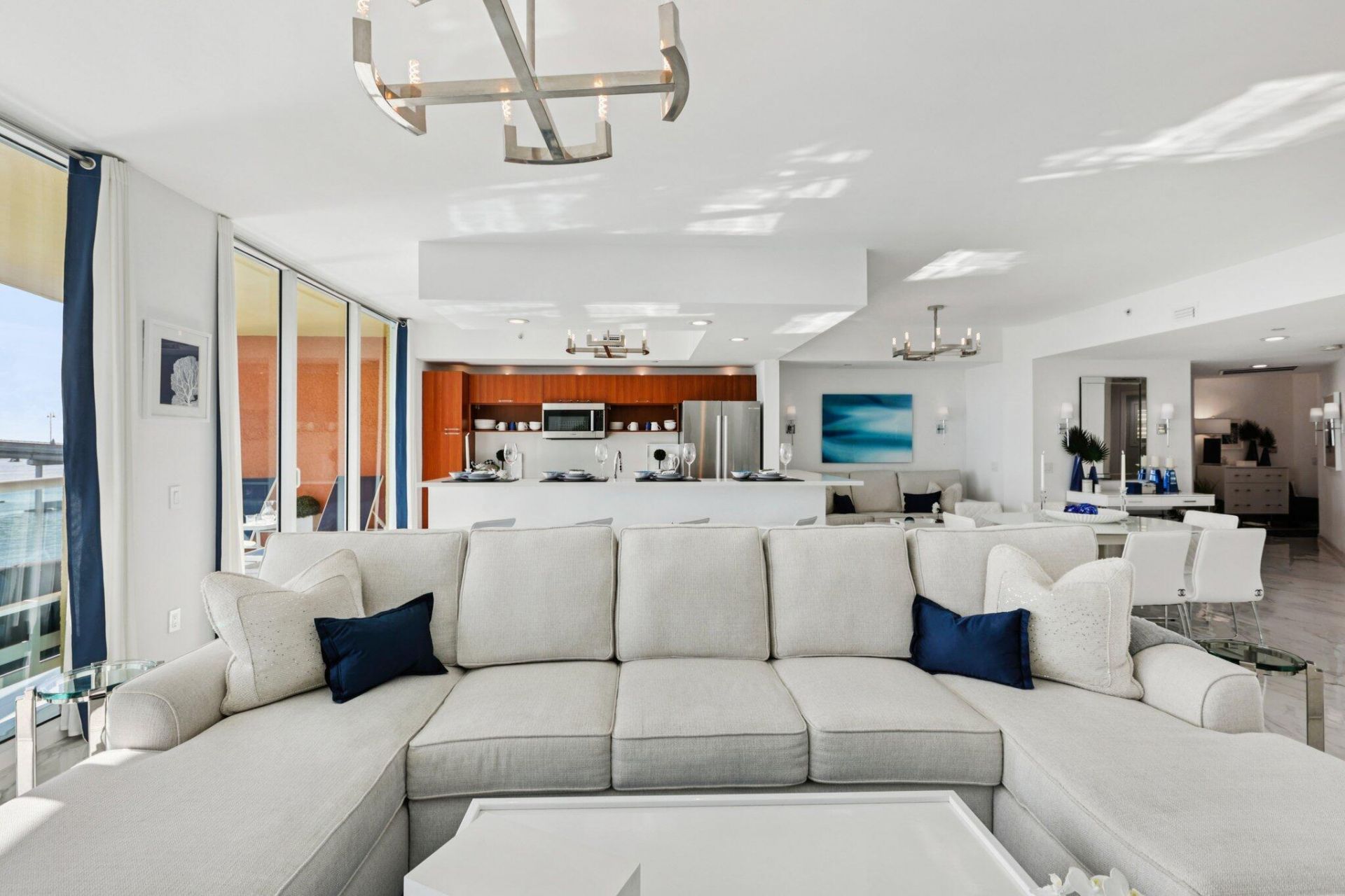 2640 Lake Shore Drive, Unit 507, Riviera Beach, FL 33404 Photo