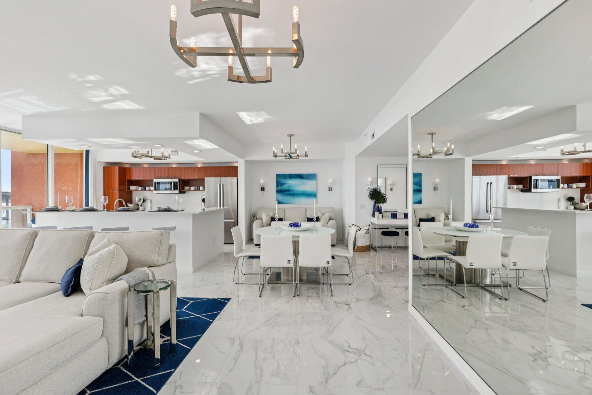 2640 Lake Shore Drive, Unit 507, Riviera Beach, FL 33404 Photo