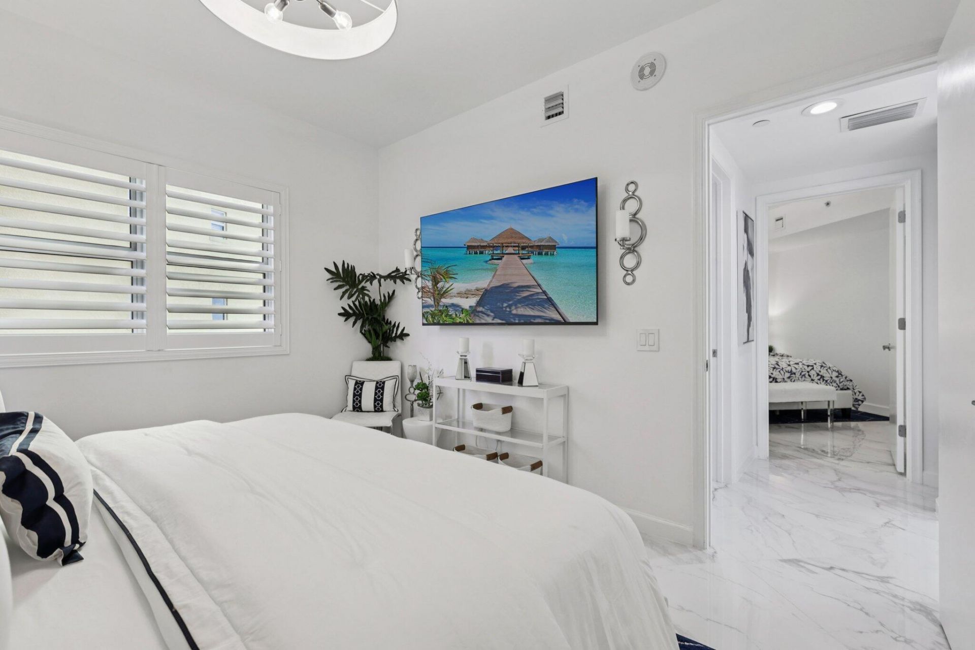 2640 Lake Shore Drive, Unit 507, Riviera Beach, FL 33404 Photo