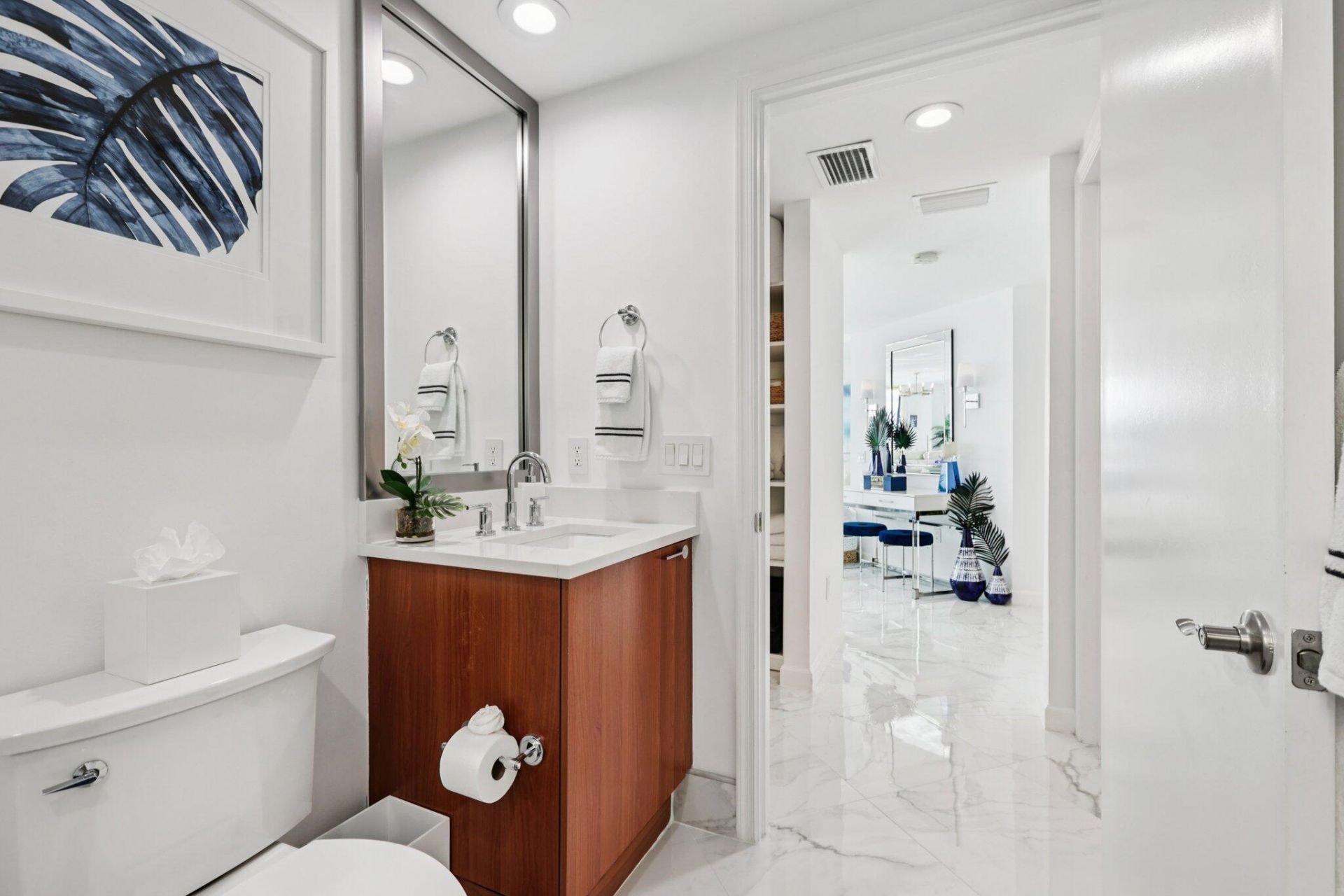 2640 Lake Shore Drive, Unit 507, Riviera Beach, FL 33404 Photo