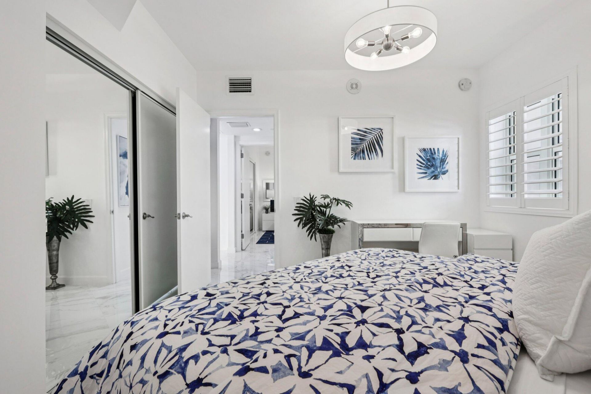 2640 Lake Shore Drive, Unit 507, Riviera Beach, FL 33404 Photo