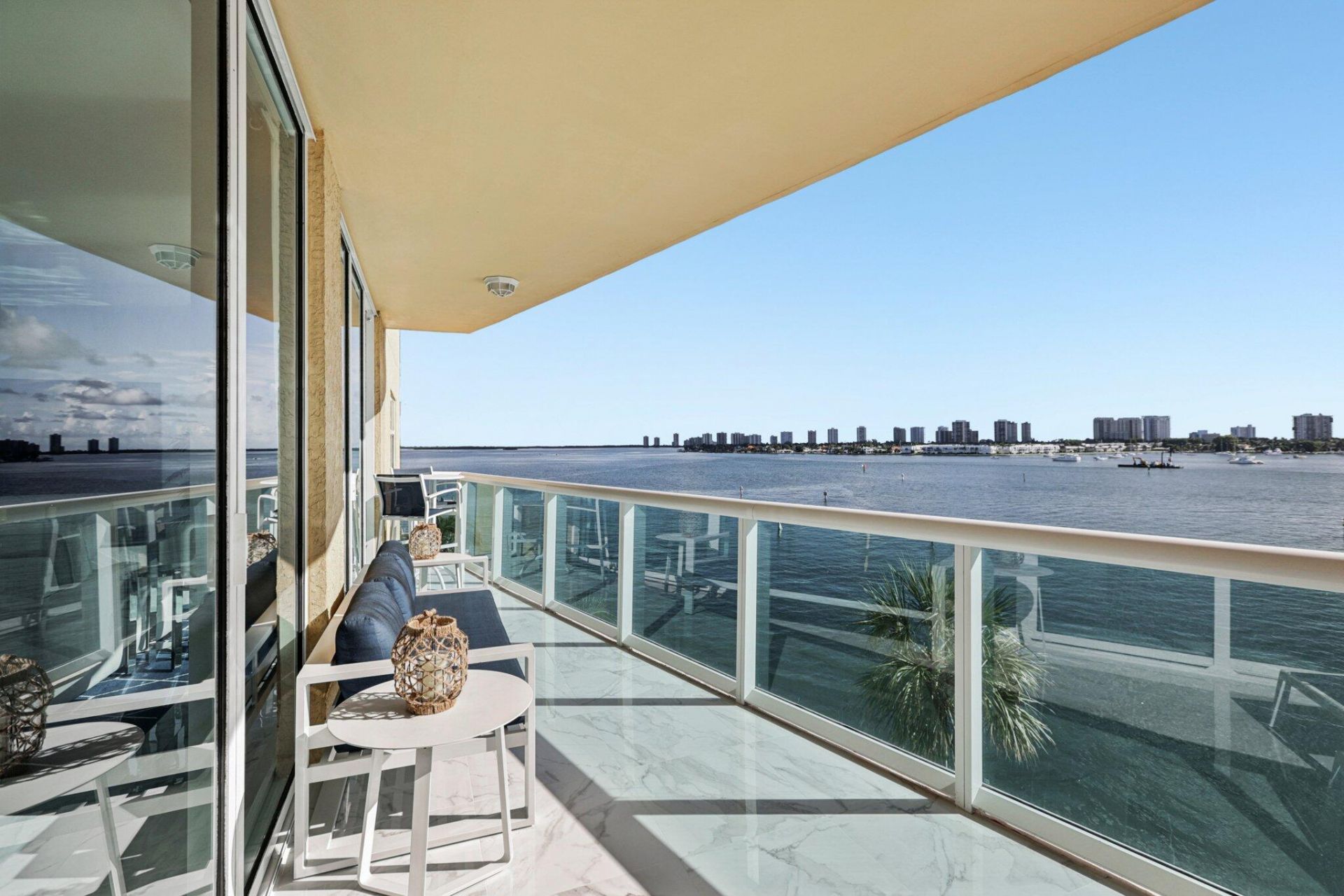 2640 Lake Shore Drive, Unit 507, Riviera Beach, FL 33404 Photo