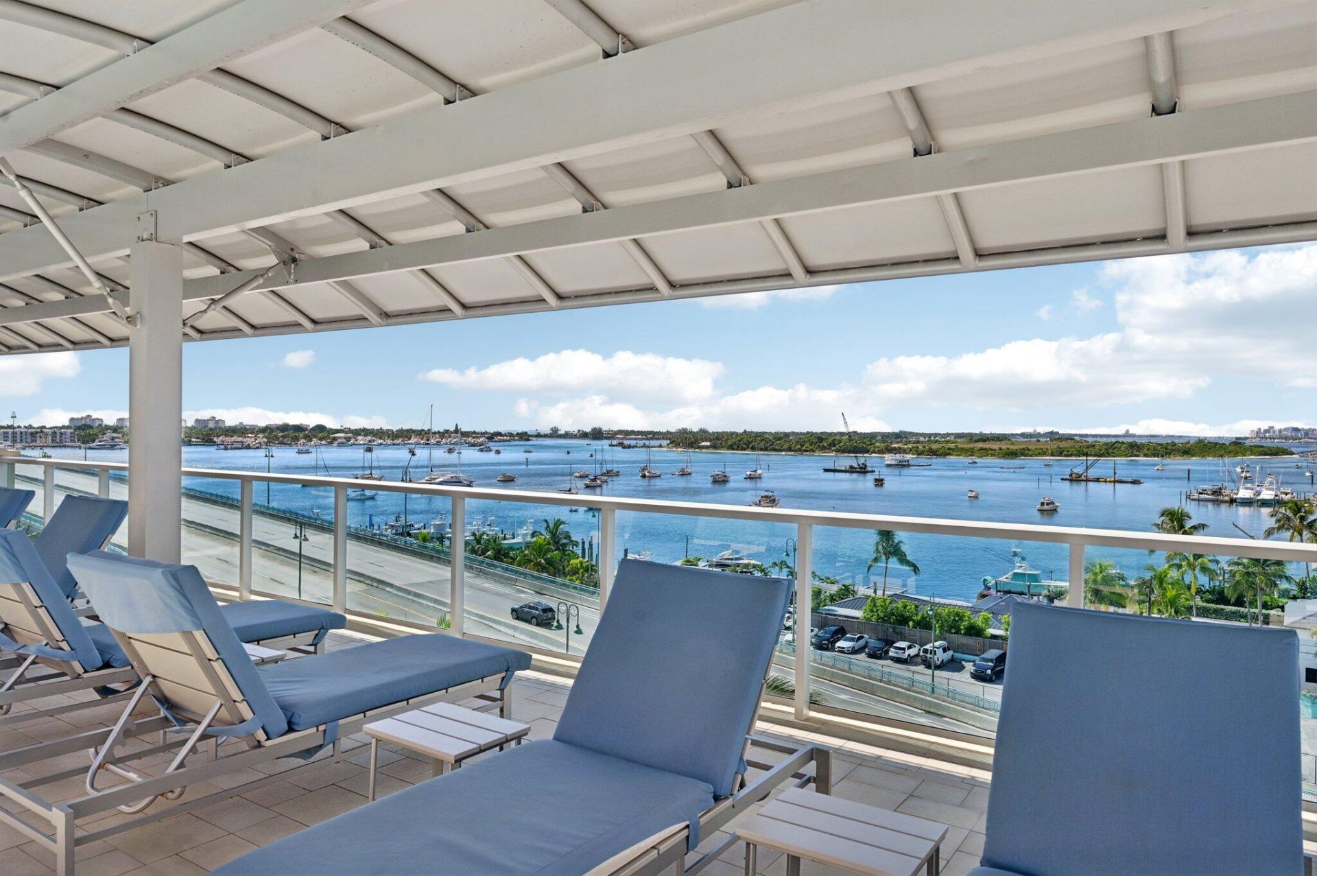 2640 Lake Shore Drive, Unit 507, Riviera Beach, FL 33404 Photo