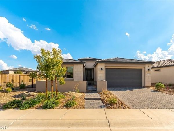 127 Crimson Cactus Avenue, Henderson, NV 89011