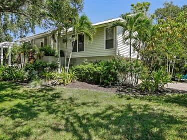 3390 BAYOU SOUND, LONGBOAT KEY, FL 34228