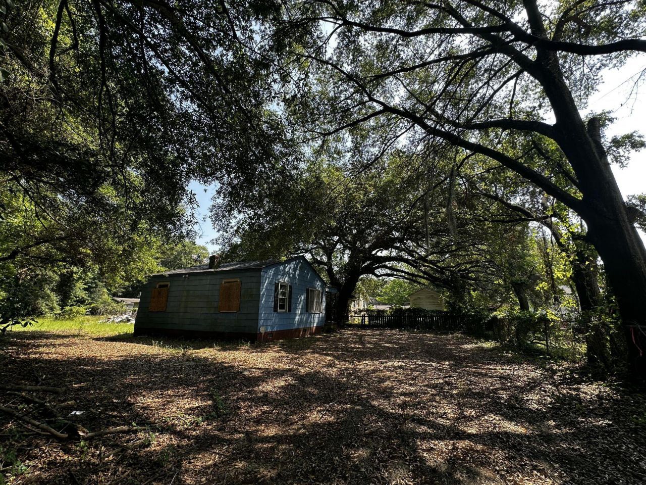 2168 Gaillard Lane Photo 2