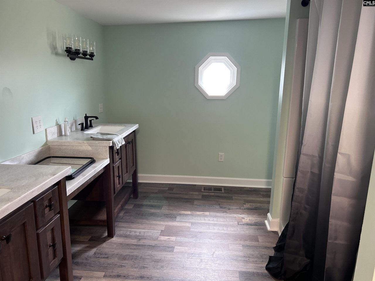 131 Cotney Road Road Photo 13