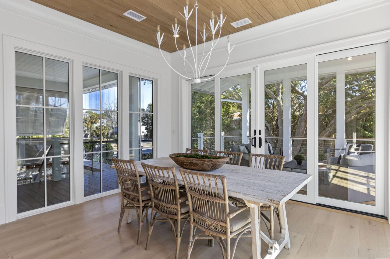 2923 Middle Street Photo 17