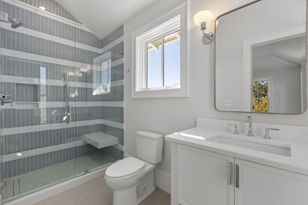 2923 Middle Street Photo 38