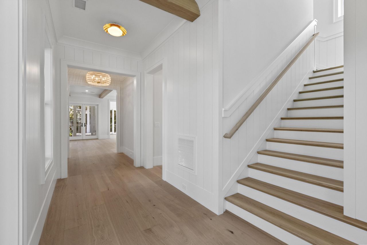 2923 Middle Street Photo 4