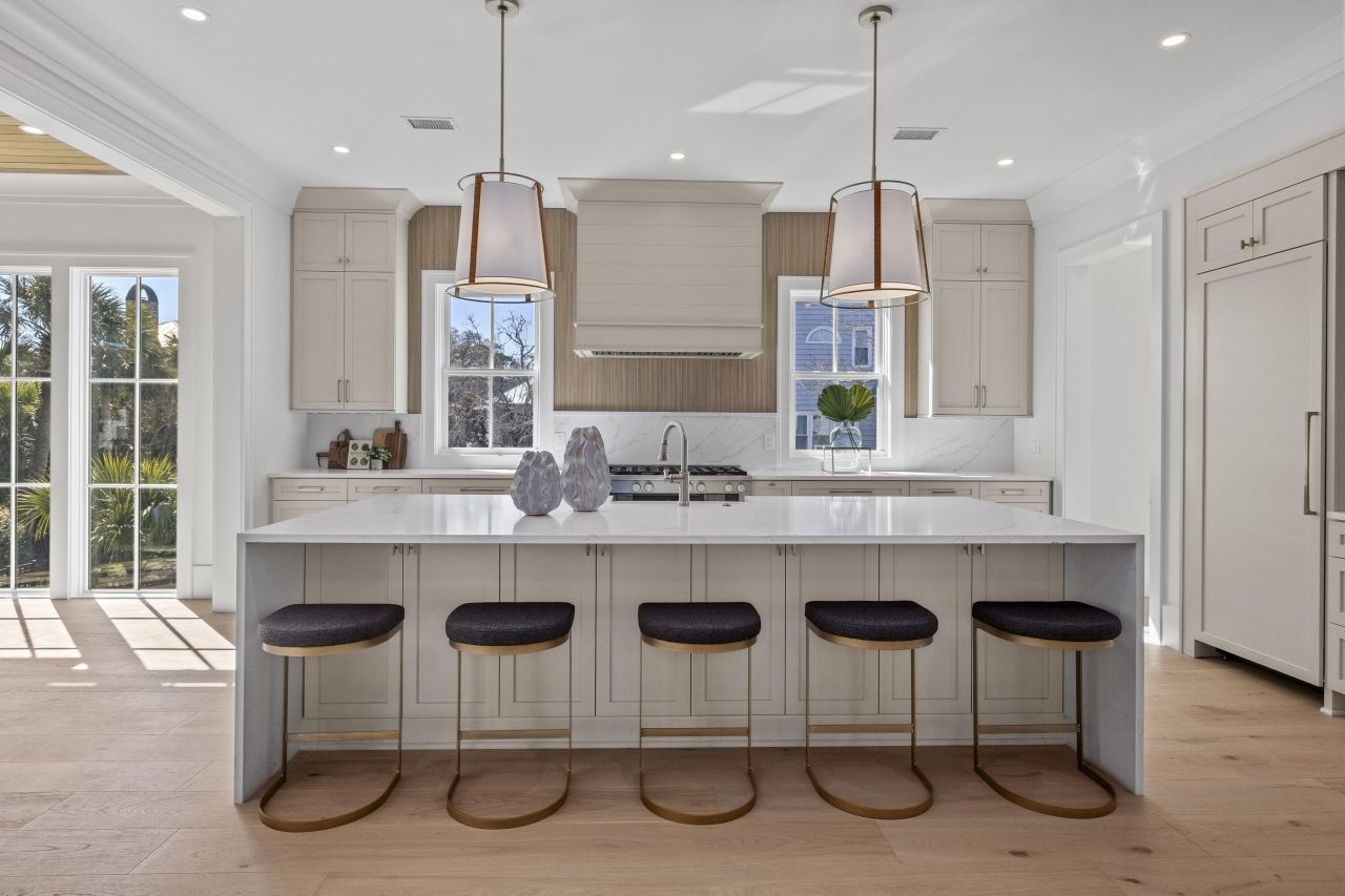 2923 Middle Street Photo 9