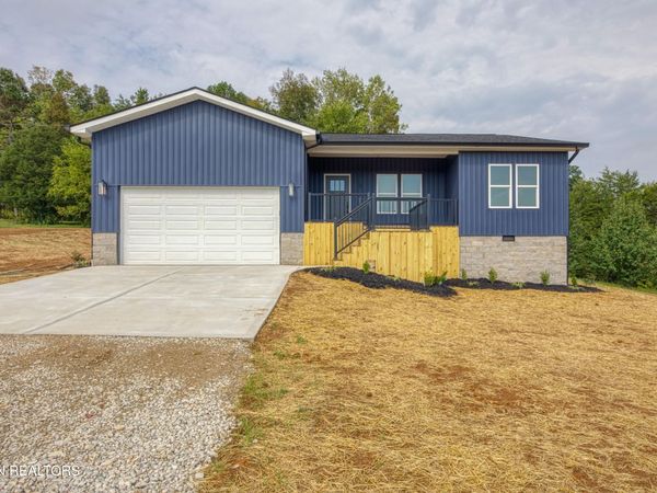 120 Huckleberry Hollow Rd, Kingston, TN 37763