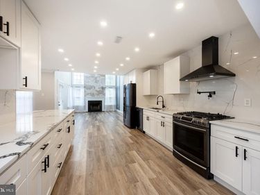 300 SPEAKER PLACE, Unit 1901, TRAPPE, PA 19426