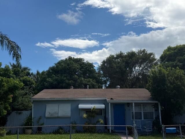 628 49th Street, West Palm Beach, FL 33407 Photo
