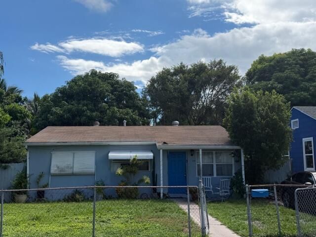 628 49th Street, West Palm Beach, FL 33407 Photo
