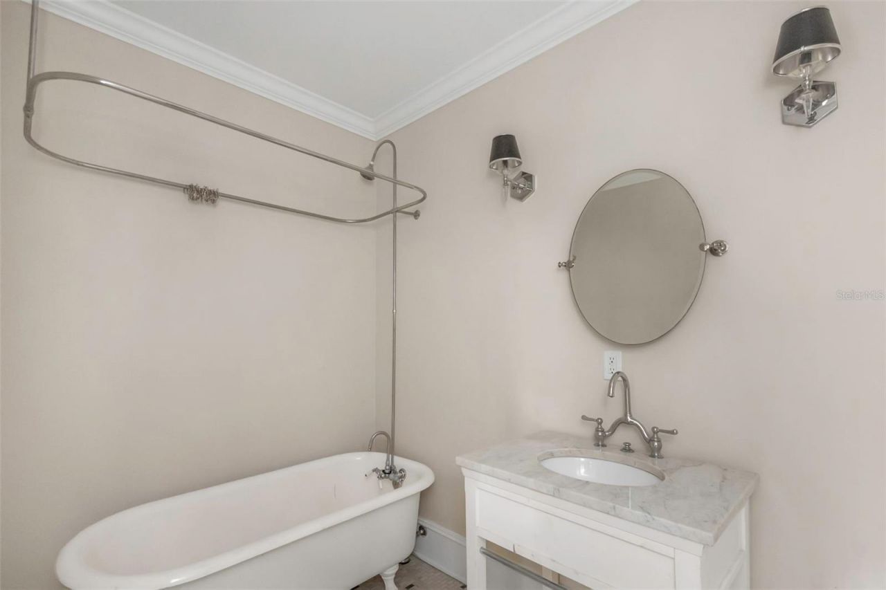 950 12th Street N, Saint Petersburg, FL 33705 Photo