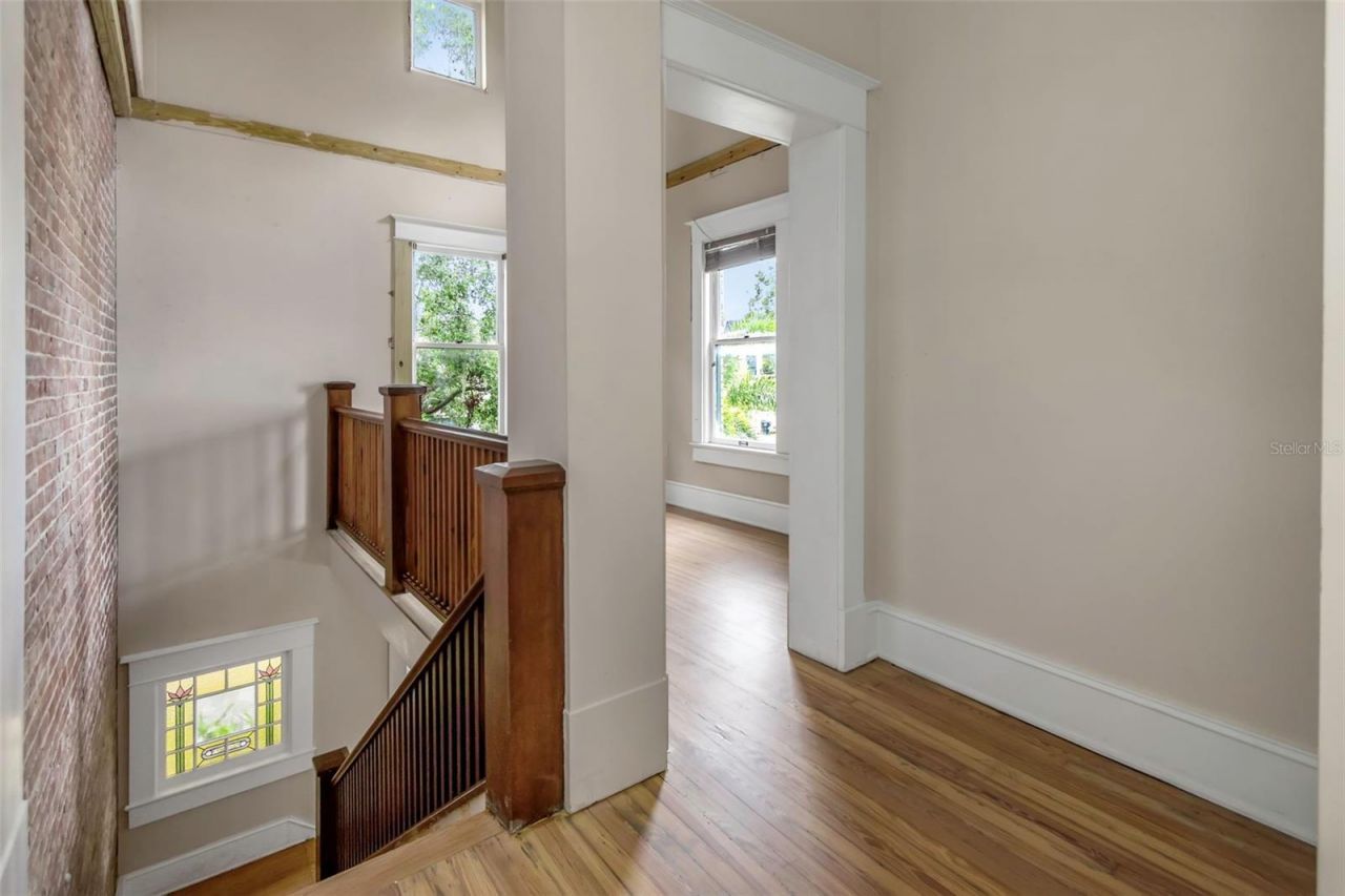 950 12th Street N, Saint Petersburg, FL 33705 Photo