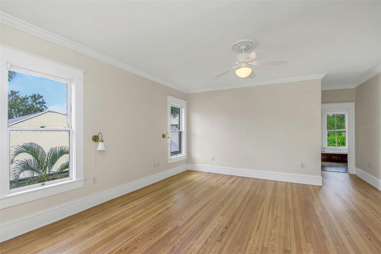 950 12th Street N, Saint Petersburg, FL 33705 Photo