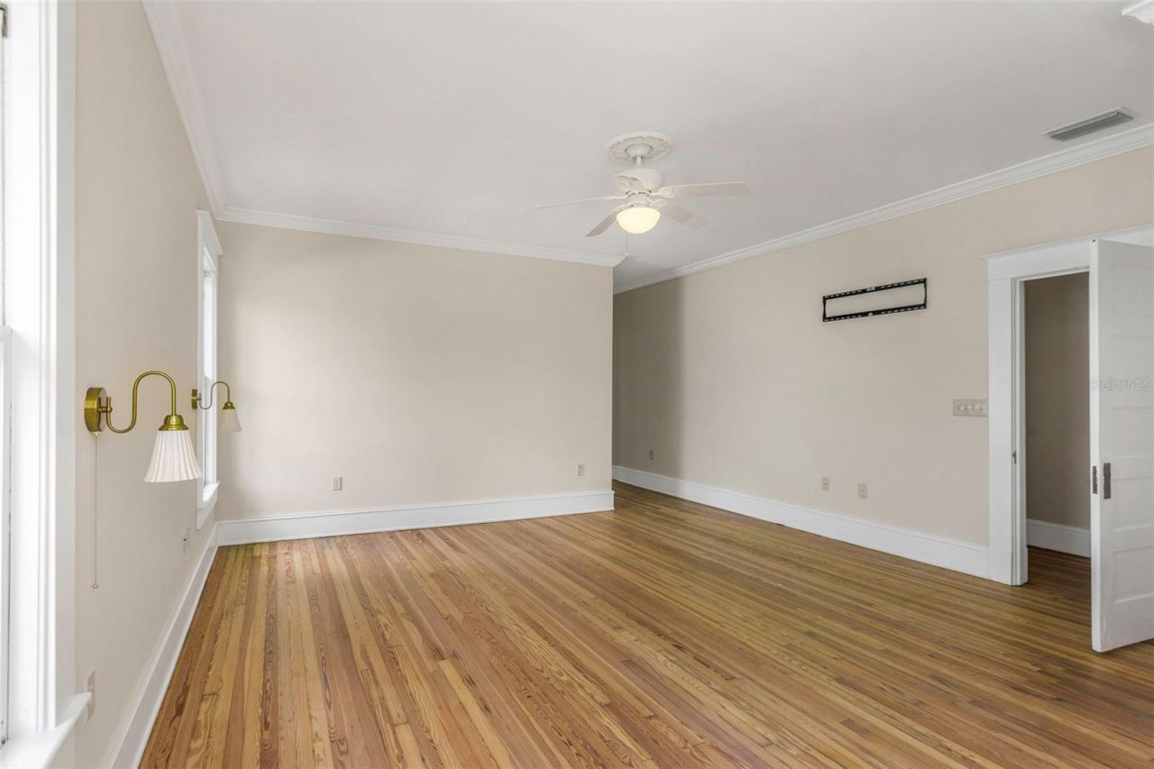 950 12th Street N, Saint Petersburg, FL 33705 Photo