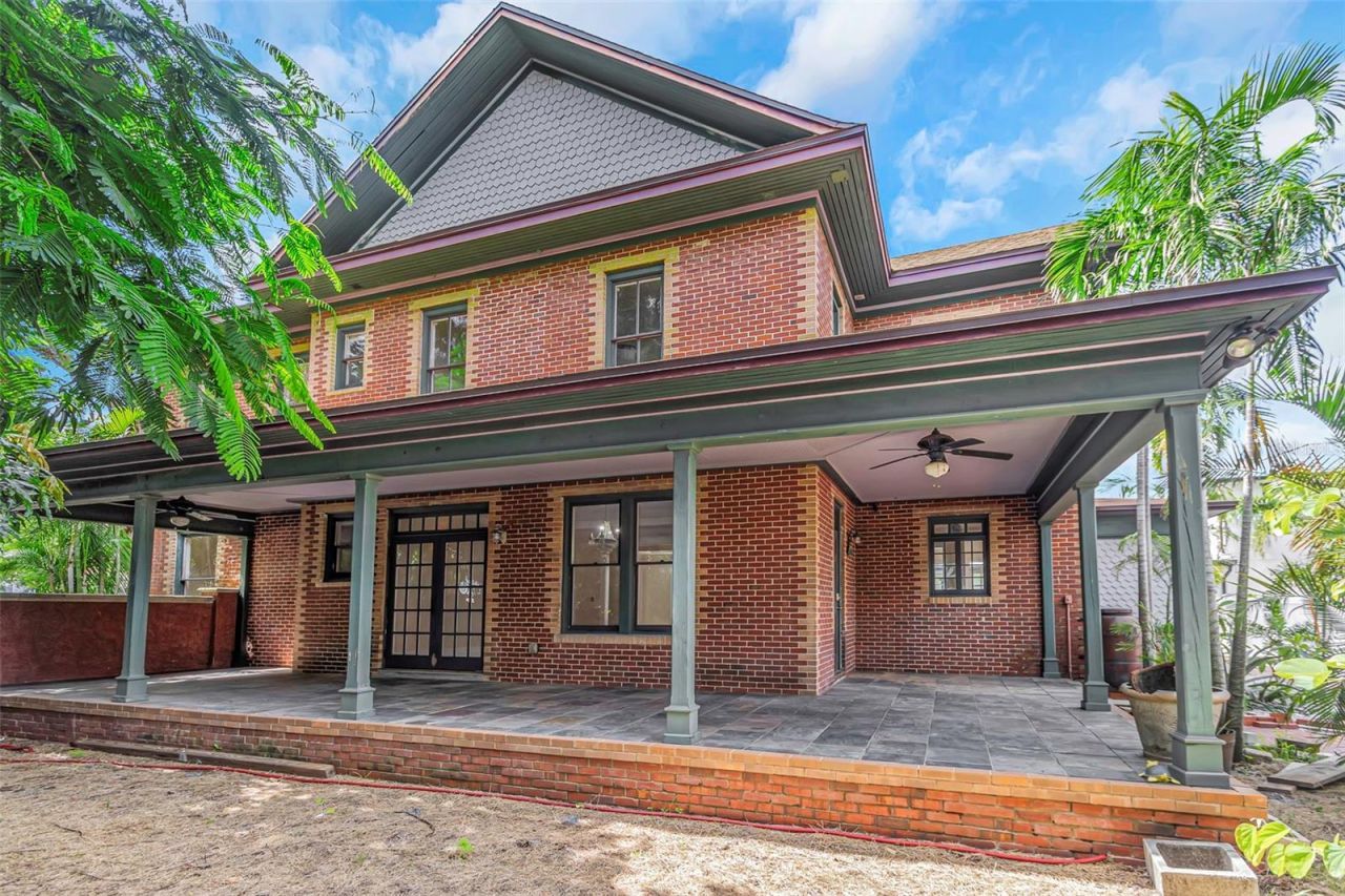 950 12th Street N, Saint Petersburg, FL 33705 Photo