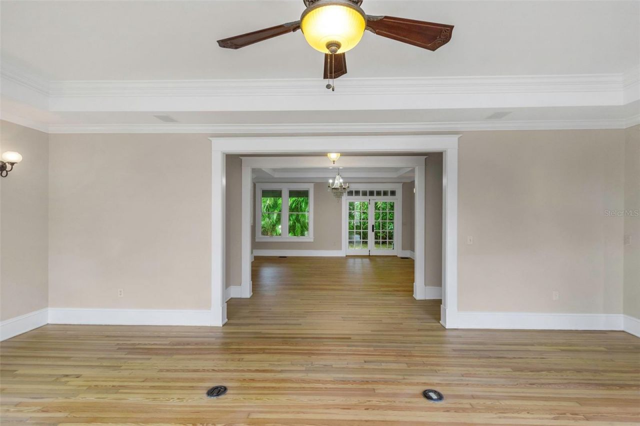 950 12th Street N, Saint Petersburg, FL 33705 Photo