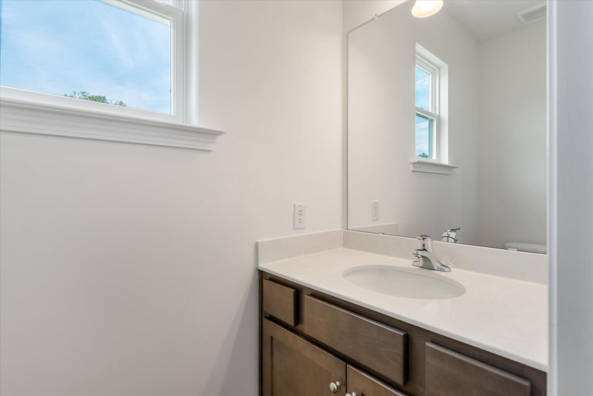 336 Palfrey Drive Photo 33
