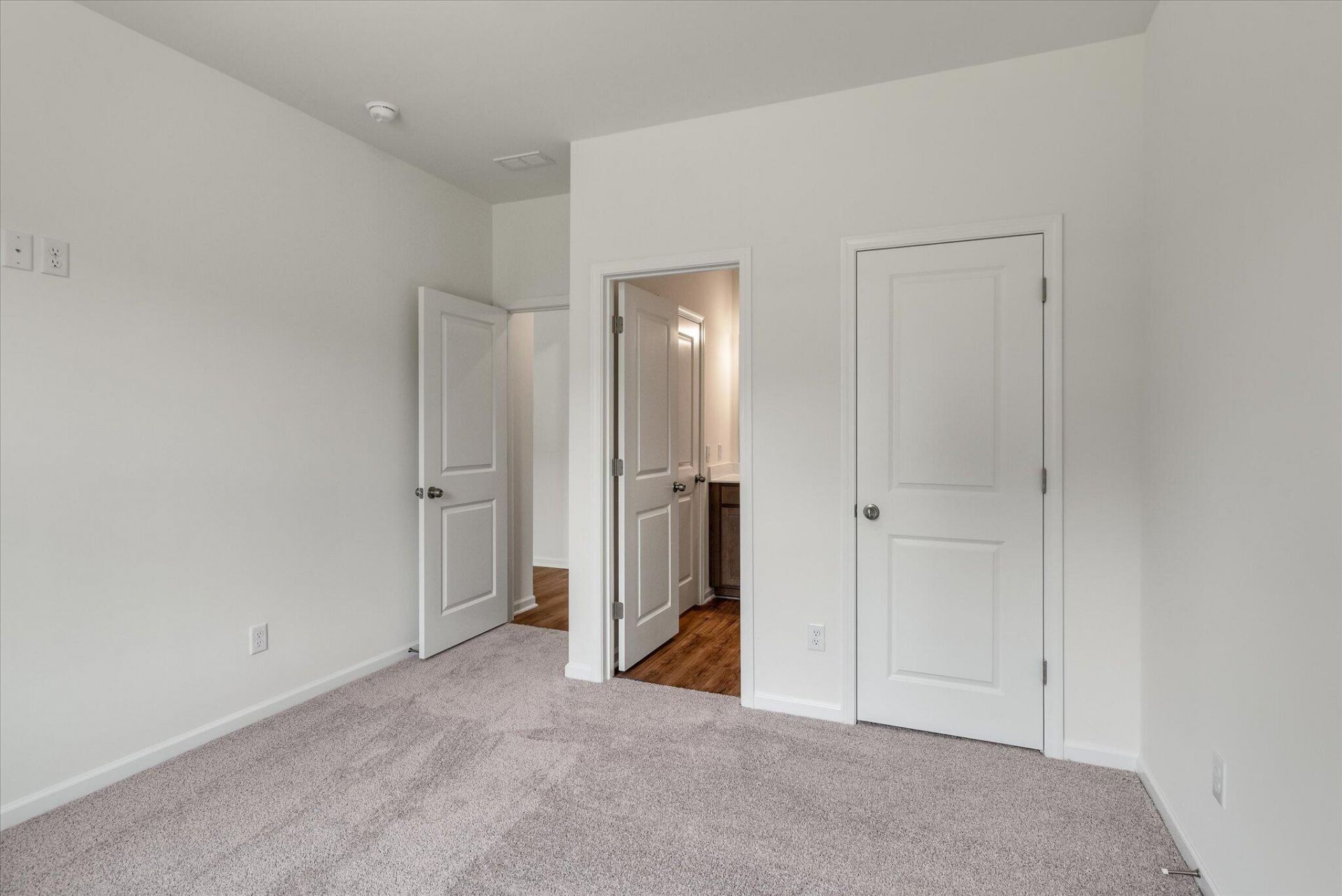 336 Palfrey Drive Photo 36
