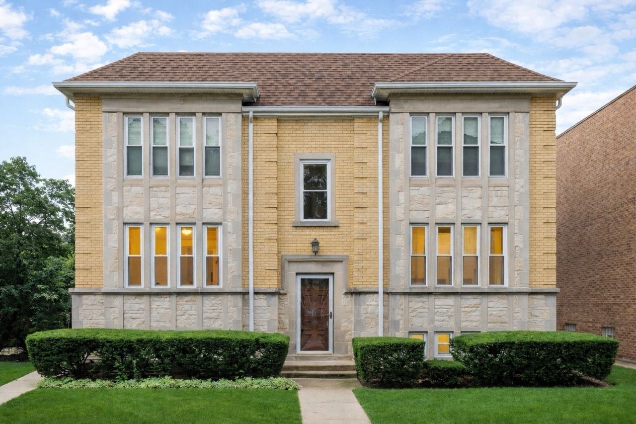 6667-69 W Devon Avenue, Chicago, IL 60631