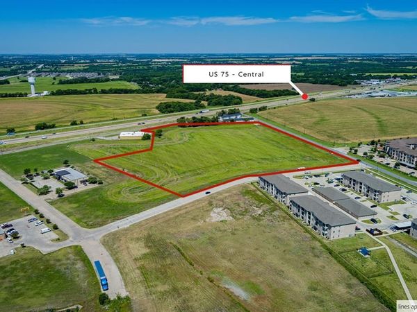 645 Blassingame, Van Alstyne, TX 75495