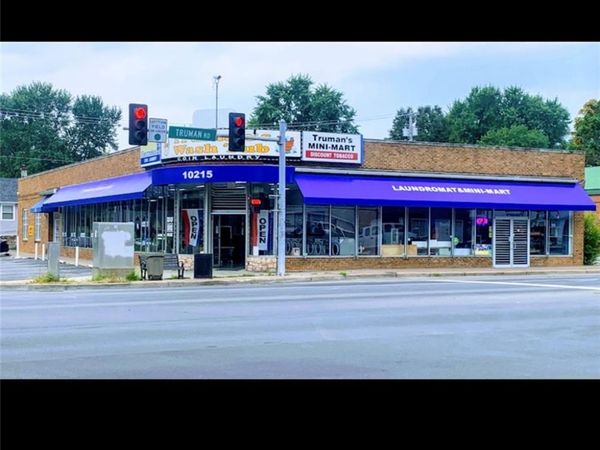 10215 E truman Road, Independence, MO 64052