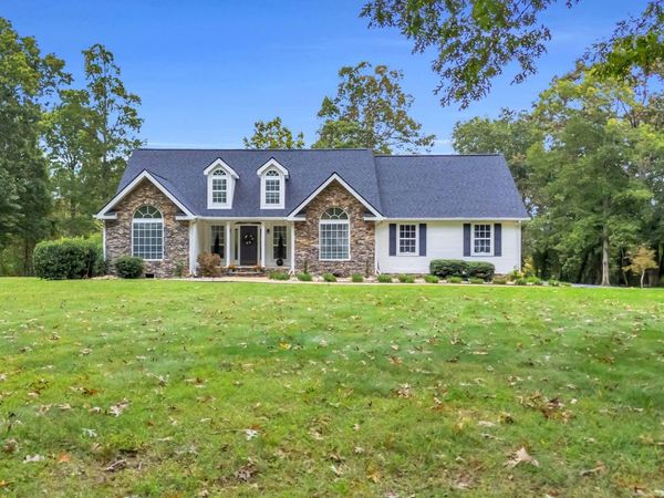 171 Double D Road, Pikeville, TN 37367