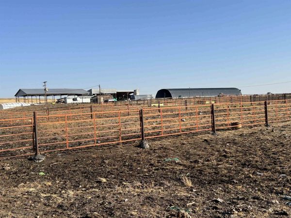 5190 SR231N Rd, Sprague, WA 99032