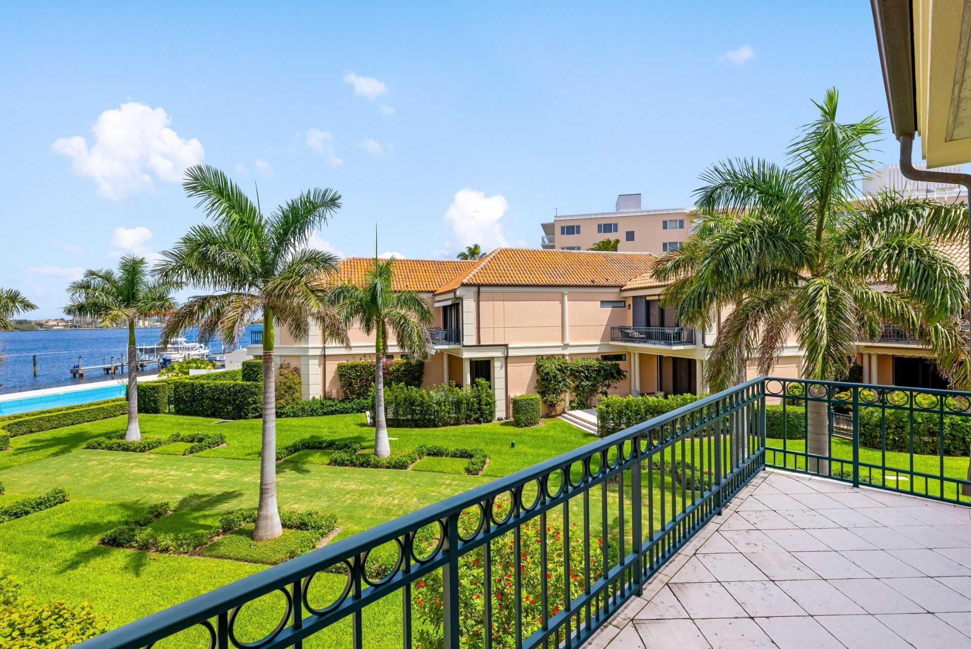 307 Everglade Avenue, Palm Beach, FL 33480 Photo