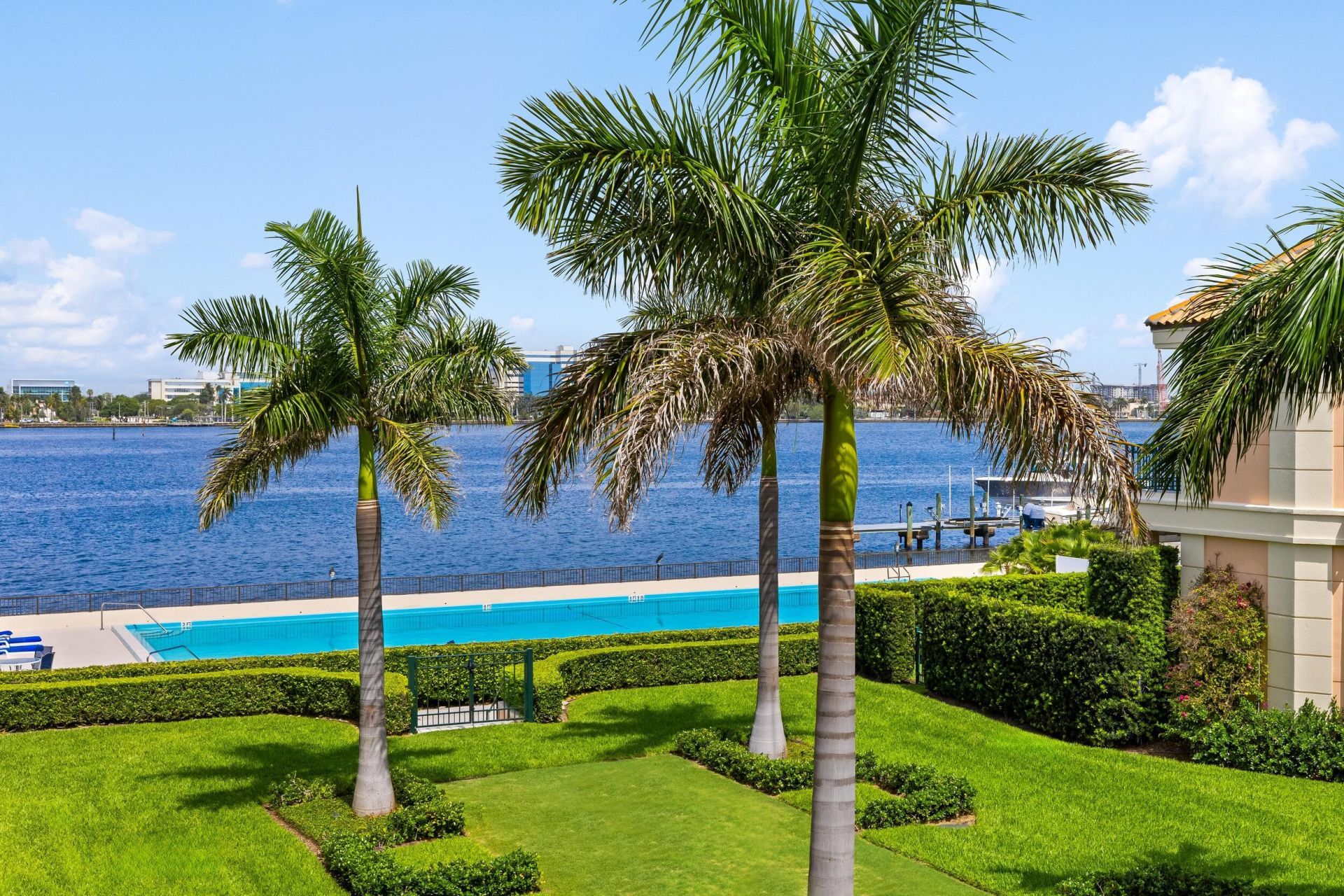 307 Everglade Avenue, Palm Beach, FL 33480 Photo