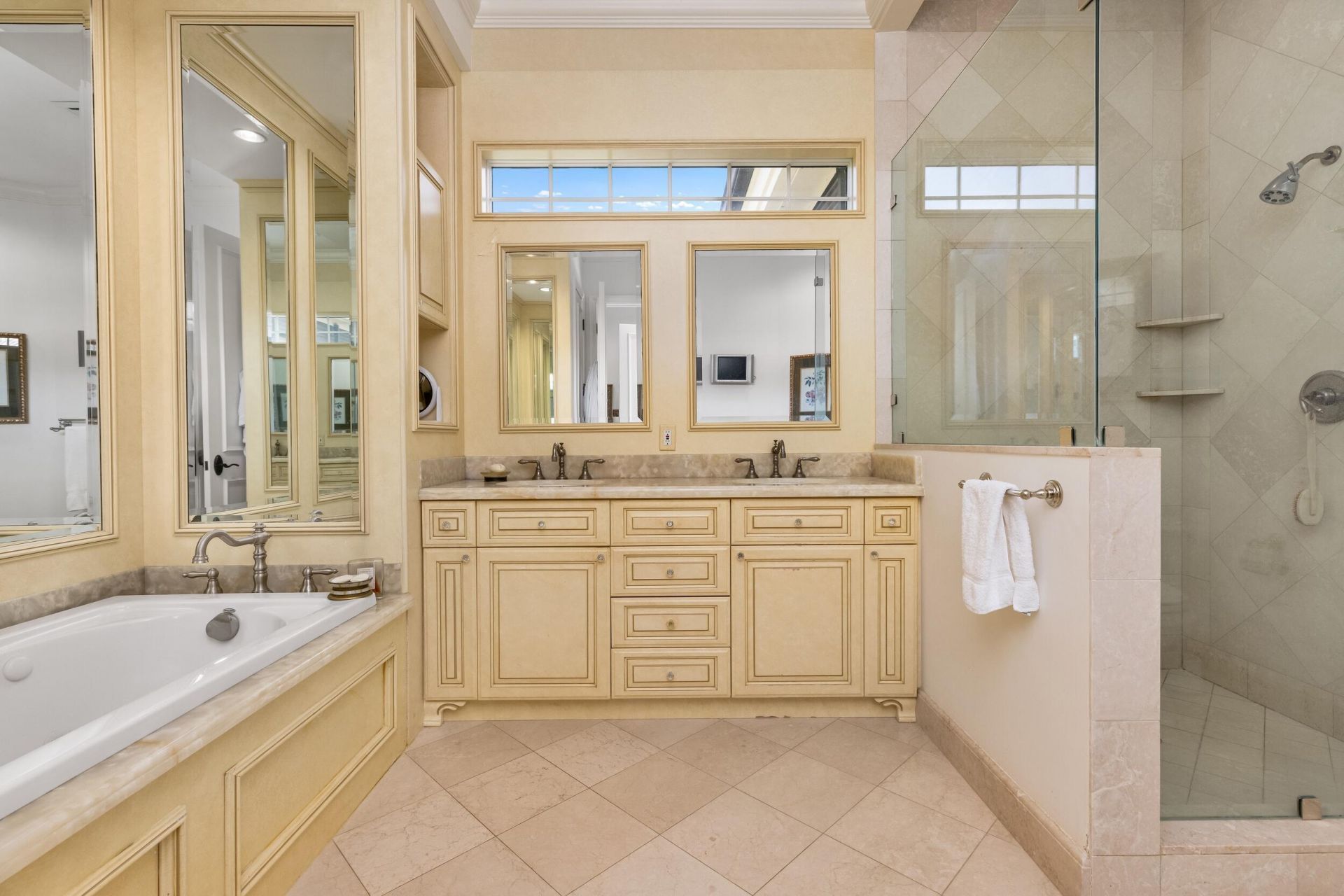 307 Everglade Avenue, Palm Beach, FL 33480 Photo