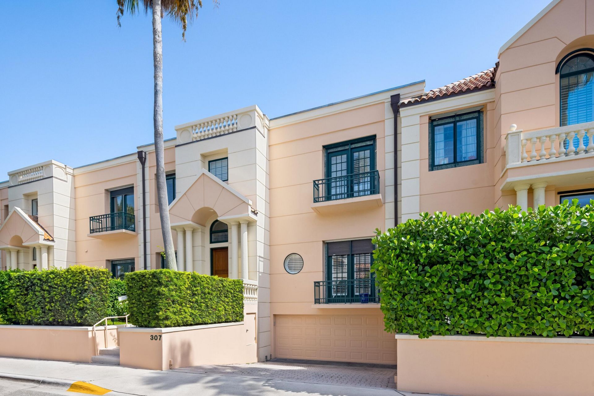 307 Everglade Avenue, Palm Beach, FL 33480 Photo