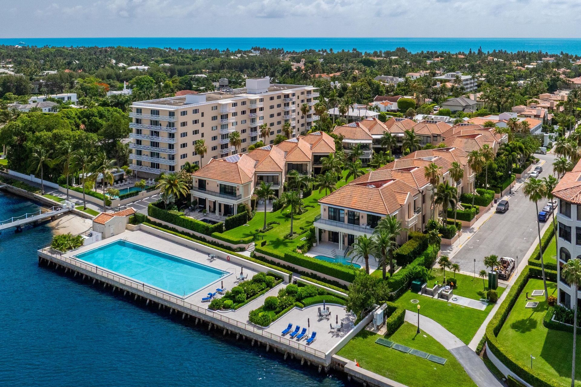 307 Everglade Avenue, Palm Beach, FL 33480 Photo