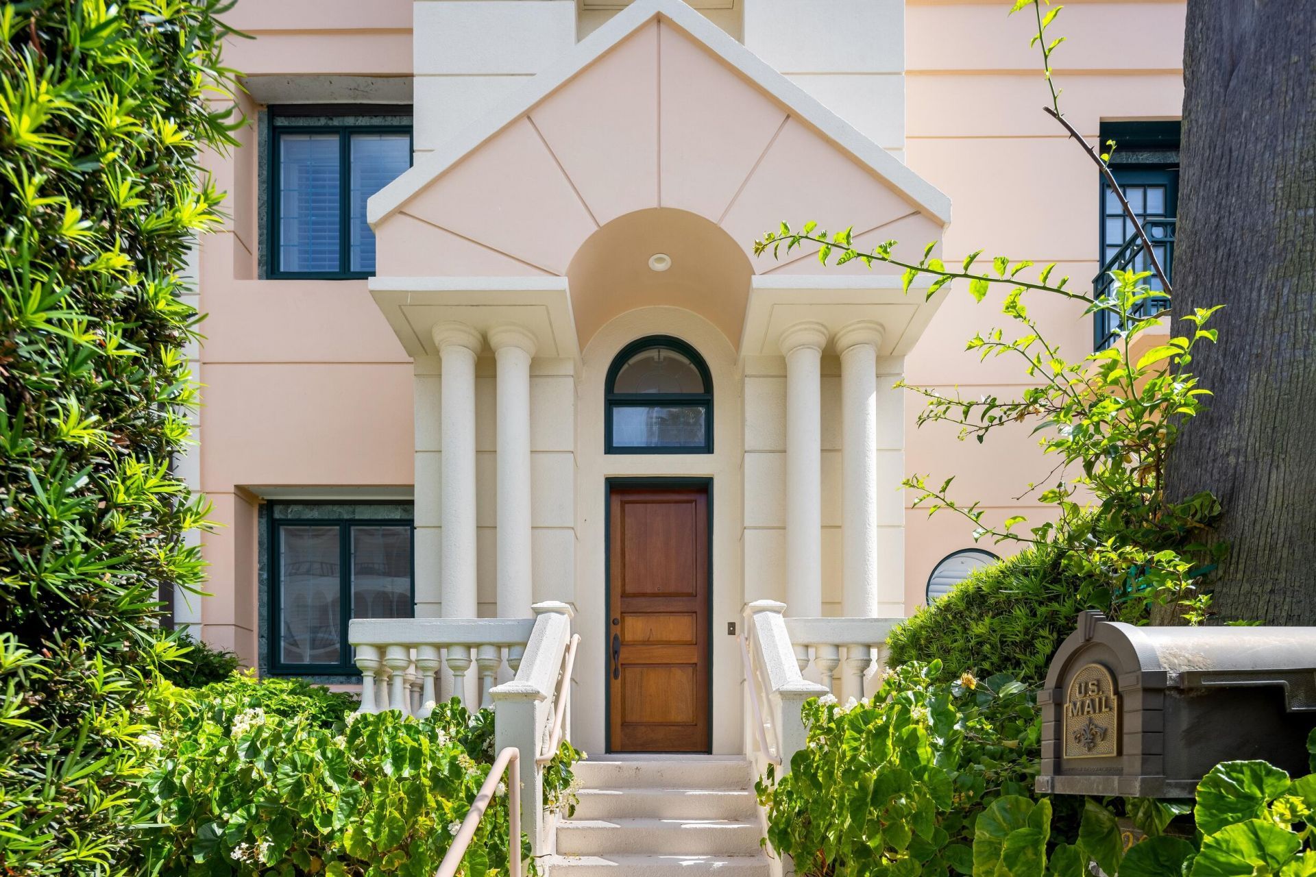 307 Everglade Avenue, Palm Beach, FL 33480 Photo