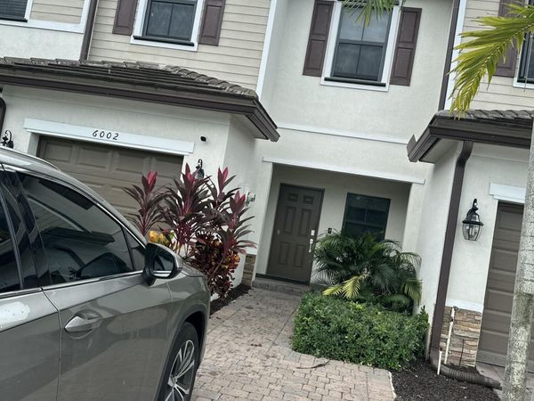 6002 Clydesdale Court, Davie, FL 33314