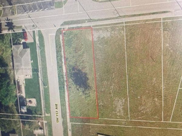 84 SW 1 Court, Deerfield Beach, FL 33441