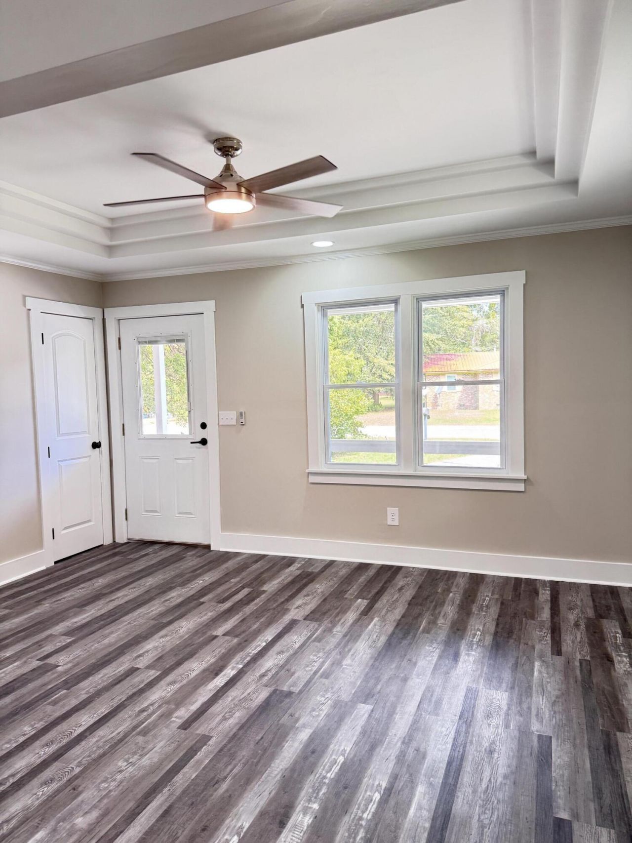 108 Franklin Street Photo 10