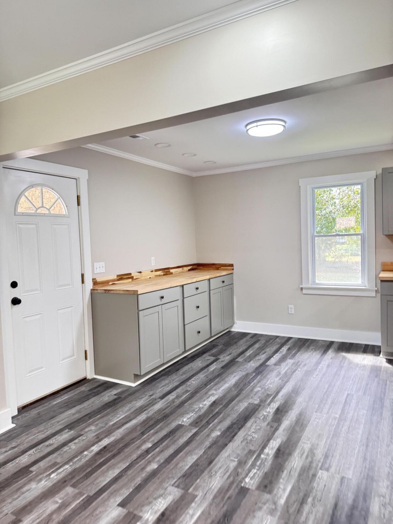 108 Franklin Street Photo 12