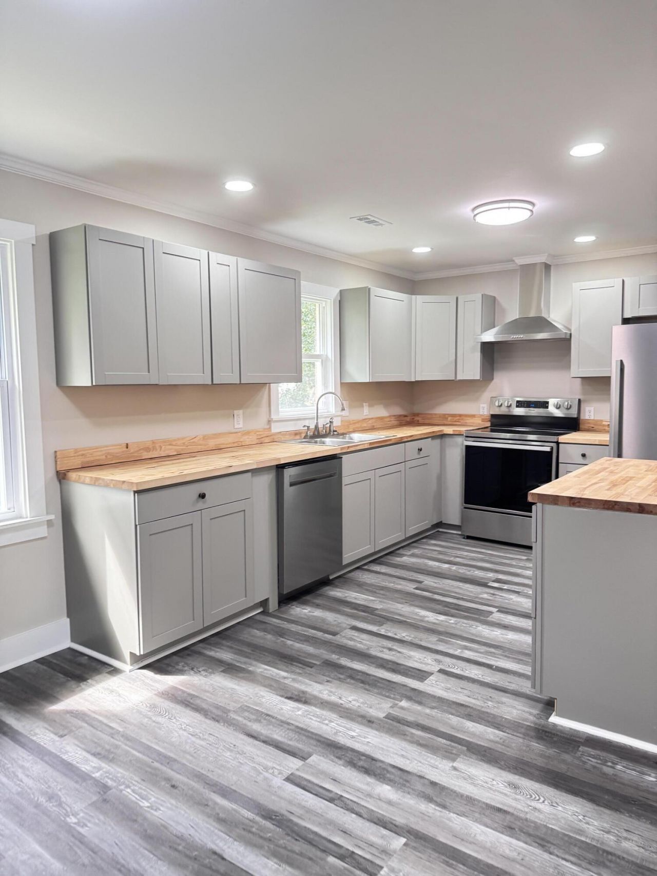 108 Franklin Street Photo 14